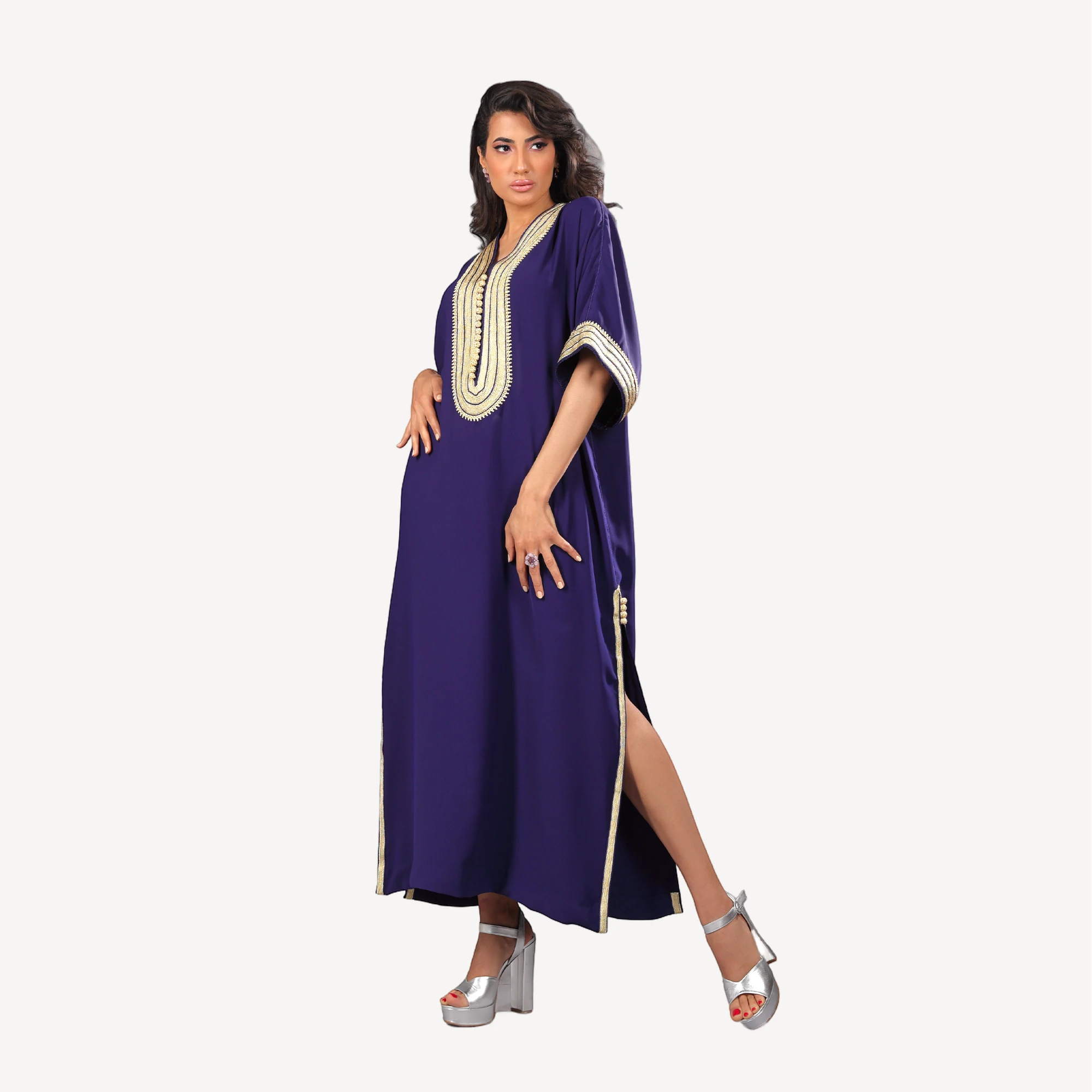 Gandoura-Ghala-bleu-mauve1.webp