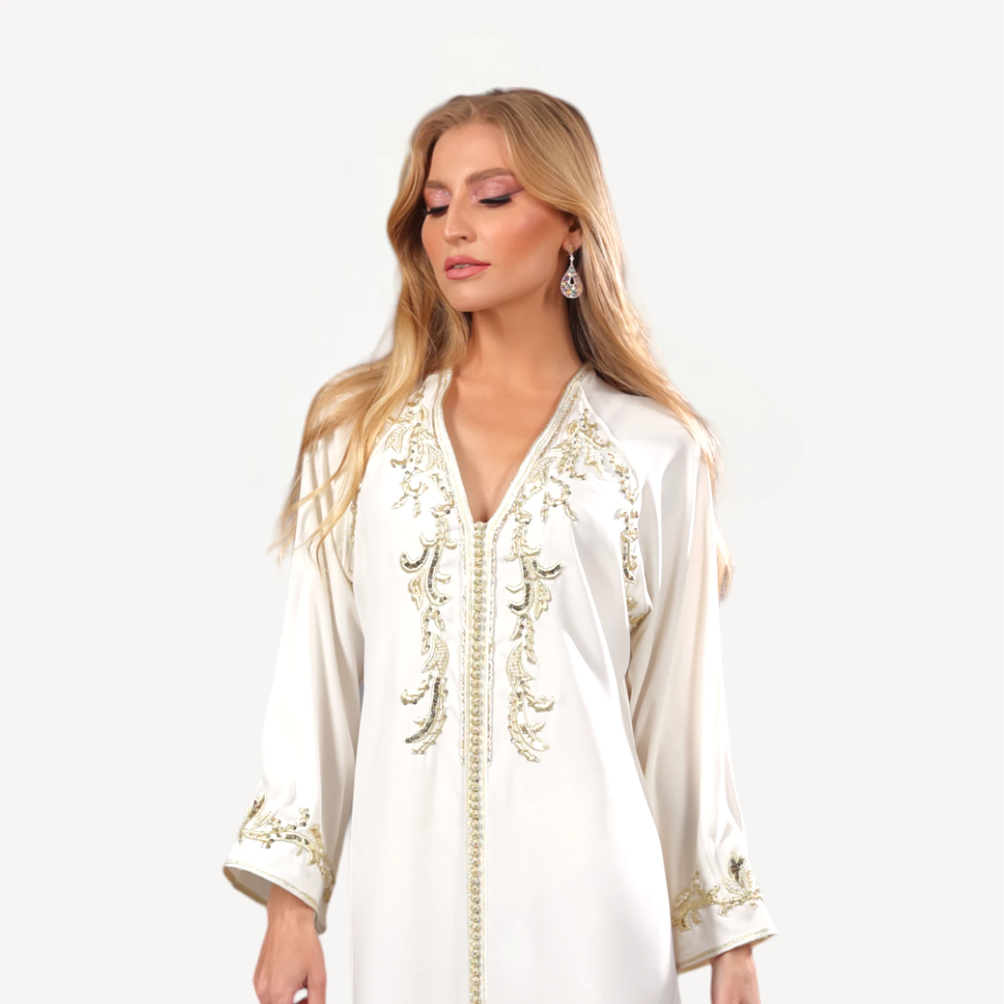 Gandoura-Maria-blanche1.webp
