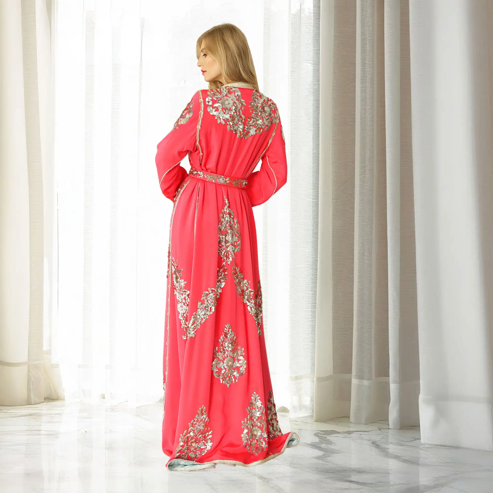 takchita-yara-2.webp